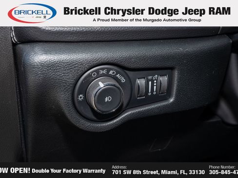 New 2026 Chrysler Pacifica Select image 30