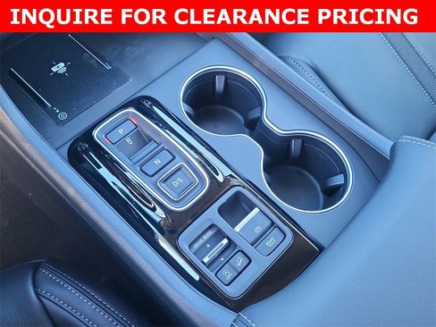 New 2025 Honda Pilot Touring image 15