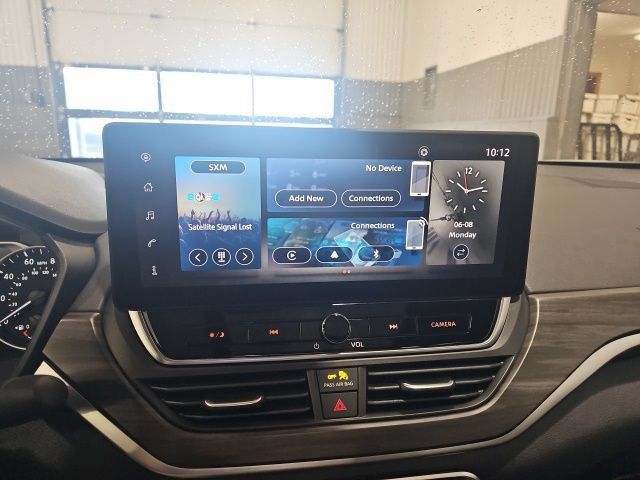 New 2026 Nissan Altima 2.5 SV w/ SV Special Edition Package FWD image 14