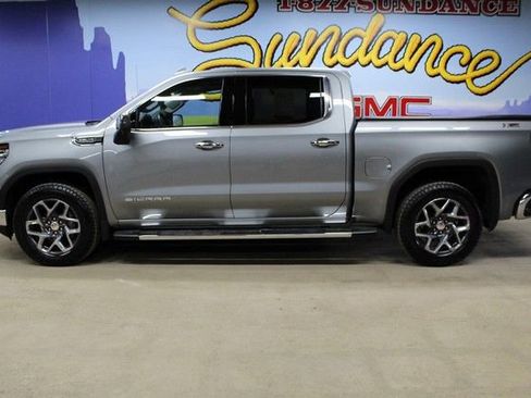 Used 2024 GMC Sierra 1500 SLT w/ SLT Premium Plus Package AWD/4WD image 8