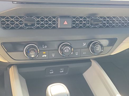 Used 2023 Honda Accord LX image 26