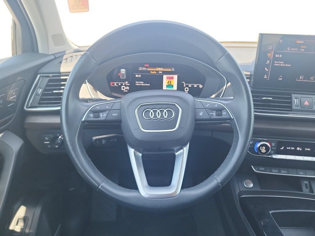 Used 2024 Audi Q5 2.0T Premium Plus AWD/4WD image 13