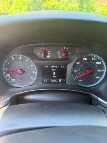 Used 2021 Chevrolet Equinox LS FWD image 13