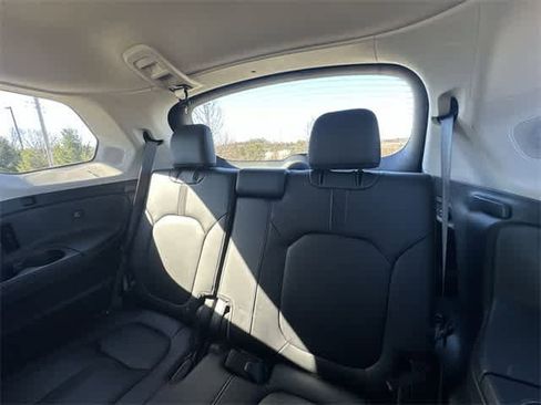 Used 2023 Honda Pilot Touring image 19
