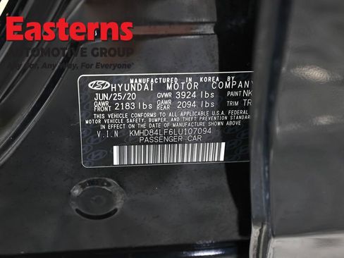 Used 2020 Hyundai Elantra Limited w/ Winter Weather Package FWD image 38