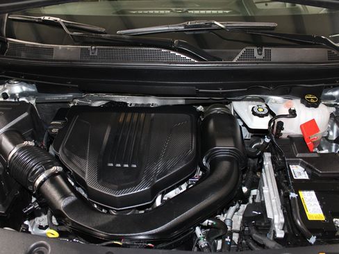 Used 2025 Buick Enclave Avenir image 39