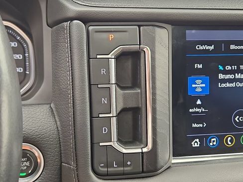 Used 2021 GMC Yukon Denali AWD/4WD image 15