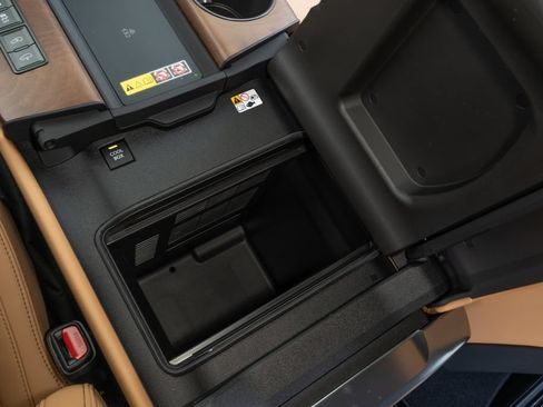 New 2026 Lexus LX 600 4WD w/ Luxury Package image 28