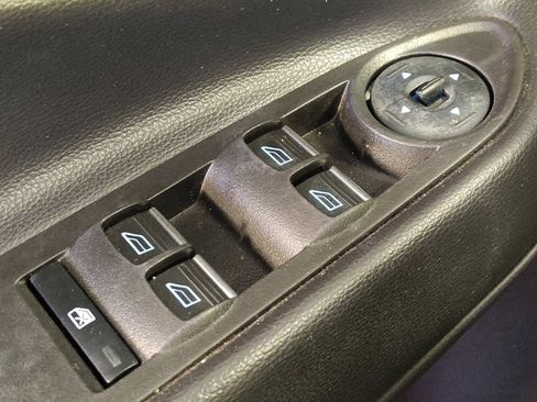 Used 2018 Ford Escape Titanium FWD image 27