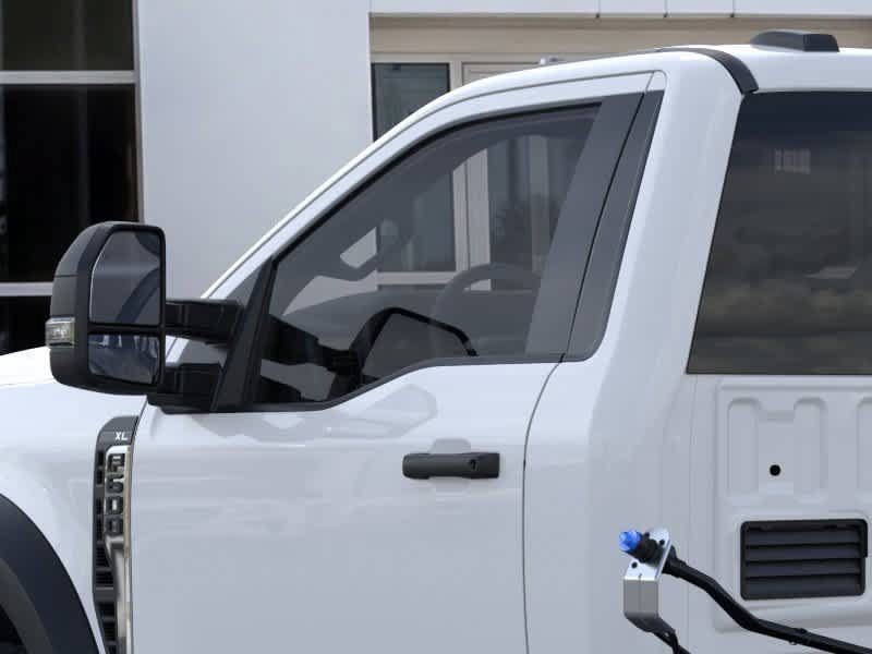 New 2025 Ford F600 4x4 Regular Cab Super Duty w/ XL Chrome Package image 20