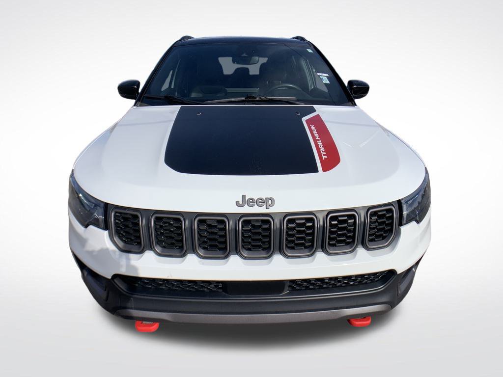 Used 2024 Jeep Compass Trailhawk AWD/4WD image 10