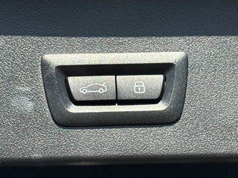 Used 2025 BMW X3 xDrive30i w/ Premium Package AWD/4WD image 12