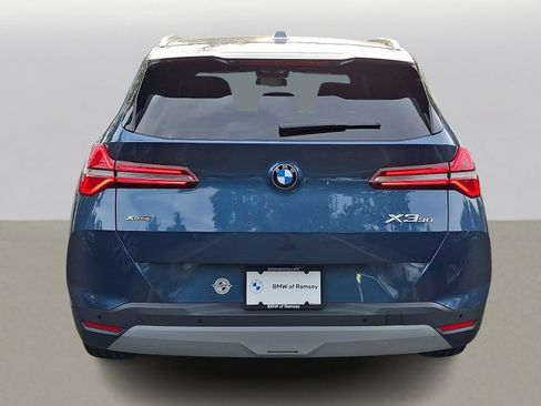 Used 2025 BMW X3 xDrive30i w/ Premium Package AWD/4WD image 5