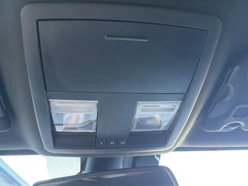 Used 2019 Dodge Challenger R/T RWD image 24
