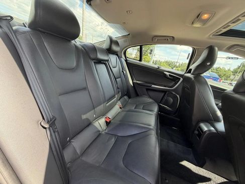 Used 2017 Volvo S60 T5 Inscription AWD/4WD image 16