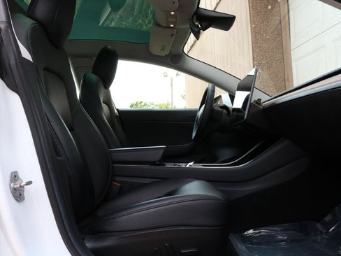 Used 2019 Tesla Model 3 Long Range AWD/4WD image 34