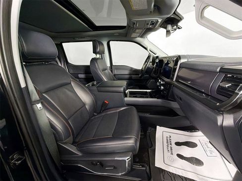 Used 2024 Ford F450 Lariat w/ Lariat Ultimate Package image 31