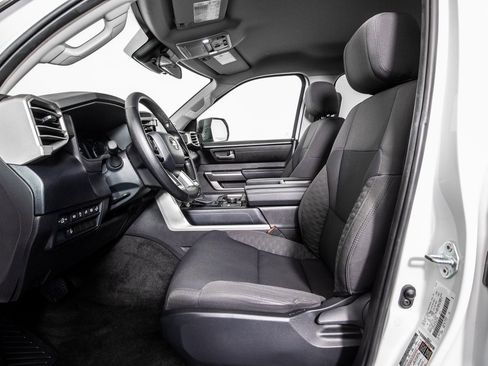 Used 2024 Toyota Tundra SR5 image 6