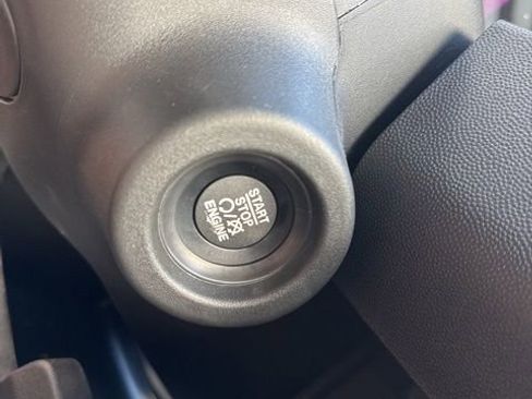 Used 2025 RAM ProMaster 3500 w/ Convenience Group image 15