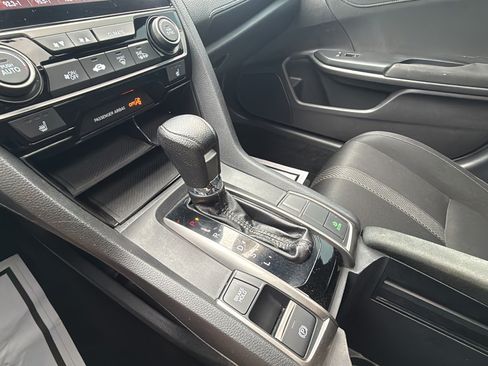 Used 2019 Honda Civic EX image 31