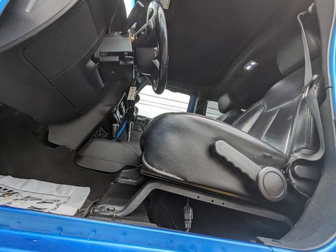 Used 2014 Jeep Wrangler Altitude image 25