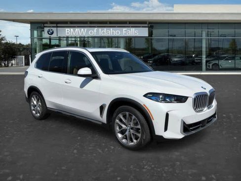 New 2026 BMW X5 xDrive50e AWD/4WD image 1