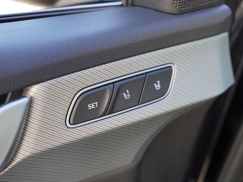 Used 2025 Hyundai Palisade SEL image 24