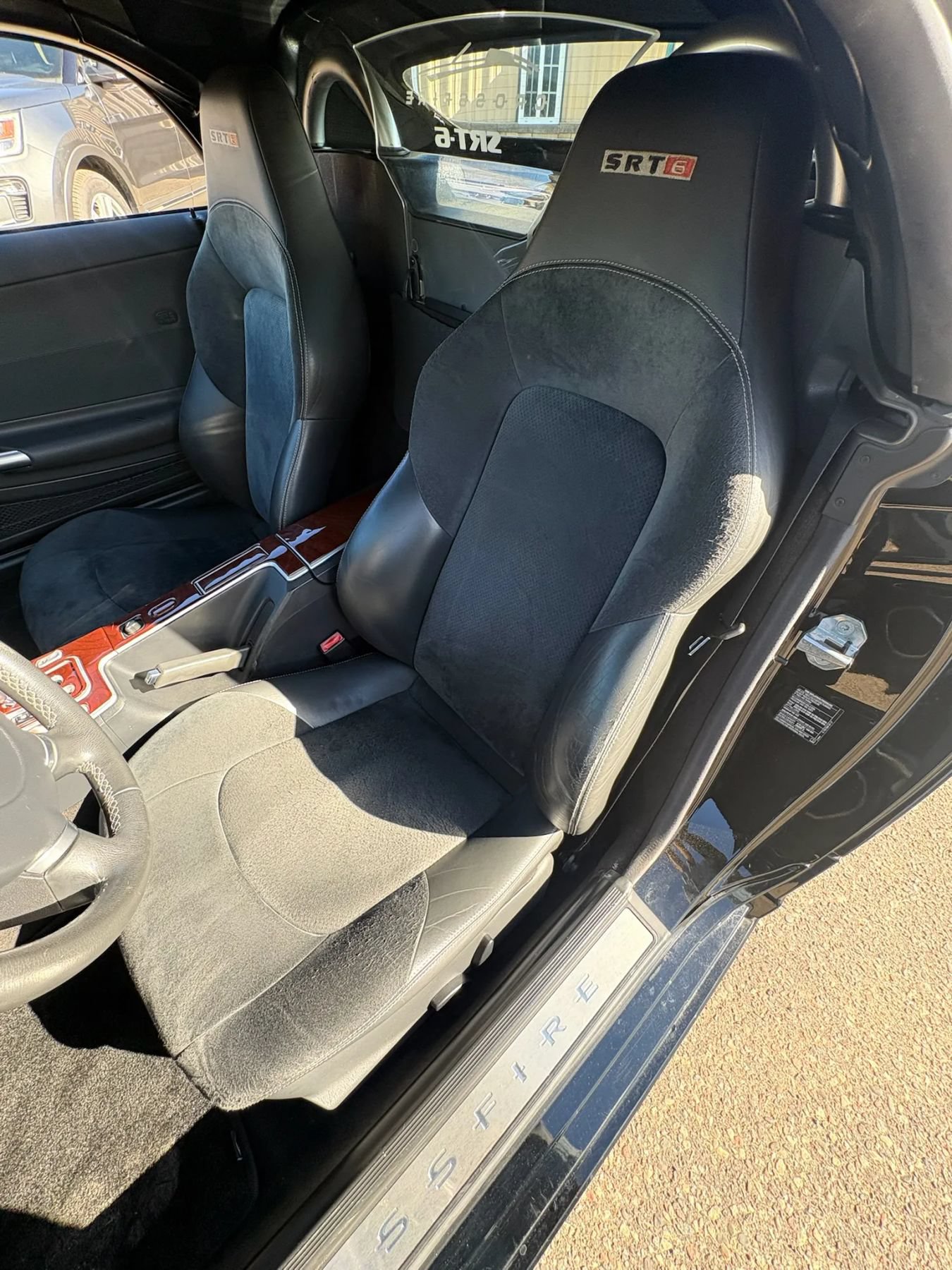 Used 2005 Chrysler Crossfire SRT-6 RWD image 12