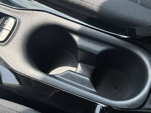 Used 2020 Toyota Corolla LE FWD image 26