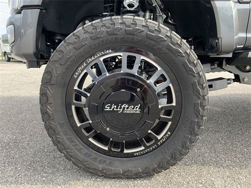 New 2024 Ford F450 Platinum w/ FX4 Off-Road Package image 10