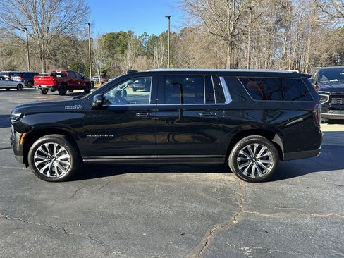 New 2026 Chevrolet Suburban High Country image 8