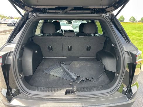 Used 2025 Chevrolet Equinox LT image 10