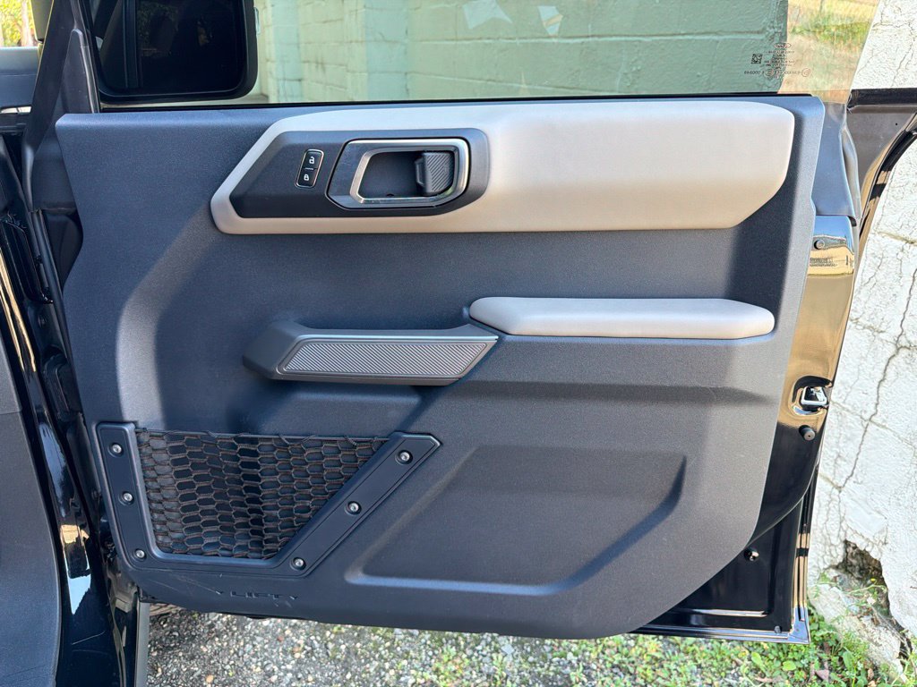 Used 2023 Ford Bronco Wildtrak AWD/4WD image 14