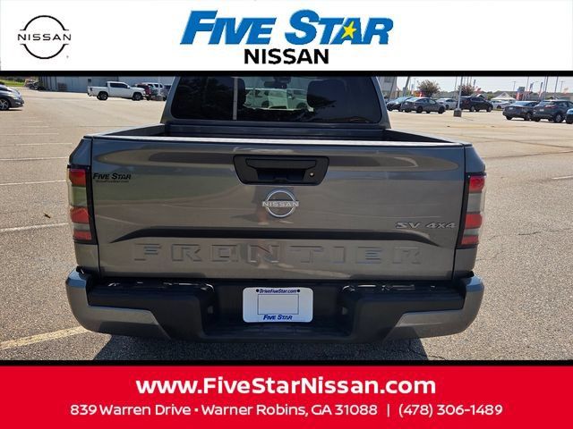 Used 2024 Nissan Frontier SV AWD/4WD image 10
