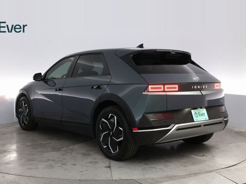 Used 2024 Hyundai Ioniq 5 SEL image 14