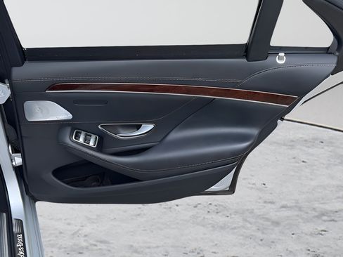 Used 2018 Mercedes-Benz S 450 4MATIC Sedan image 25