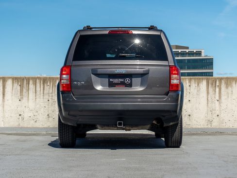 Used 2015 Jeep Patriot Sport w/ Power Value Group AWD/4WD image 5