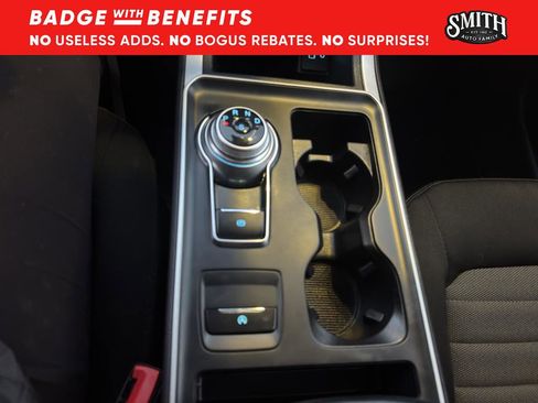 Certified 2023 Ford Edge SE w/ Black Appearance Package image 15