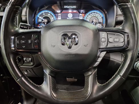 Used 2022 RAM 1500 Limited AWD/4WD image 11