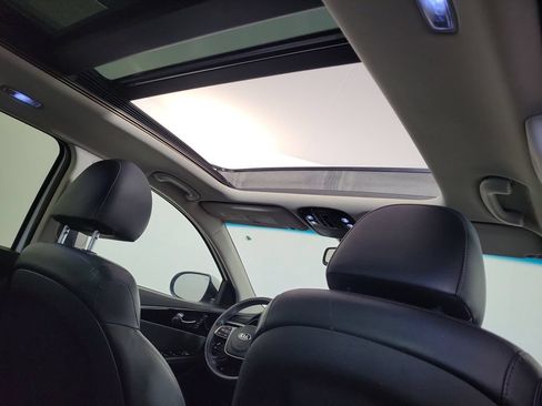 Used 2020 Kia Sorento SX FWD image 24