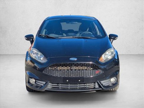 Used 2017 Ford Fiesta ST image 2