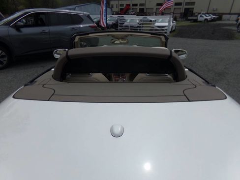 Used 2009 Mercedes-Benz SL 550 image 14
