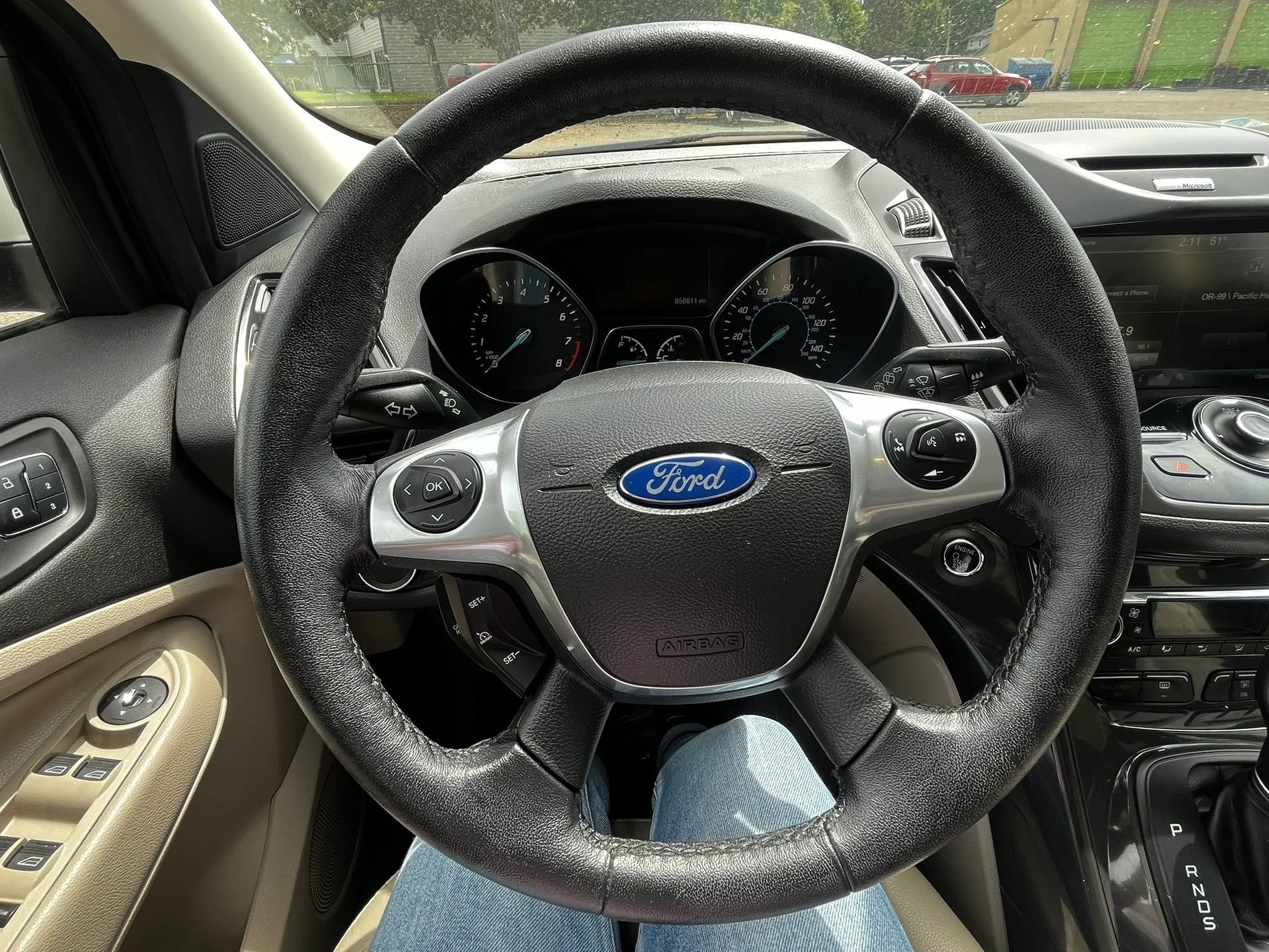 Used 2015 Ford Escape Titanium w/ Equipment Group 301A AWD/4WD image 19