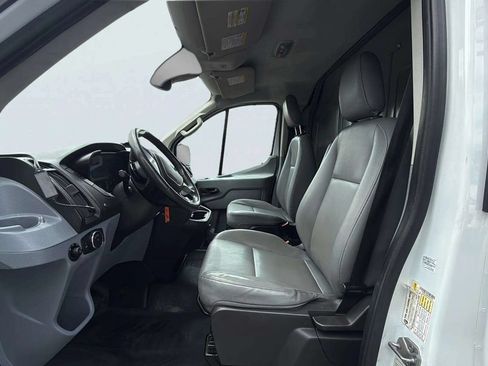 Used 2015 Ford Transit 250 130 Low Roof RWD image 14