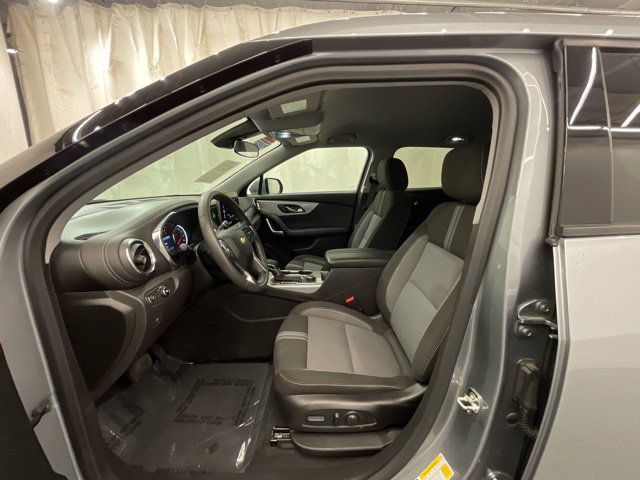 Used 2025 Chevrolet Blazer LT FWD image 10