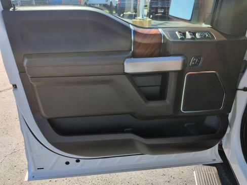 Used 2020 Ford F150 King Ranch w/ Equipment Group 601A Luxury AWD/4WD image 10