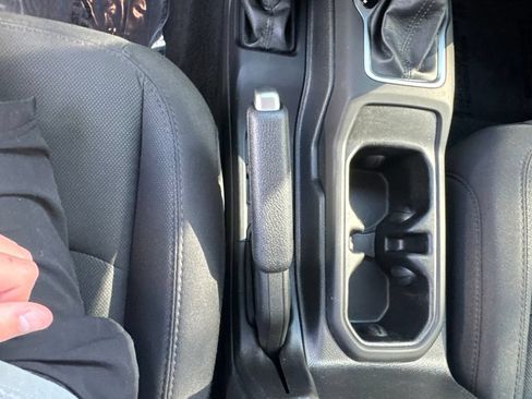 Used 2023 Jeep Wrangler Unlimited Sport AWD/4WD image 60