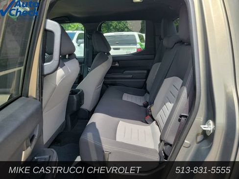 Used 2024 Toyota Tacoma TRD Off-Road AWD/4WD image 25