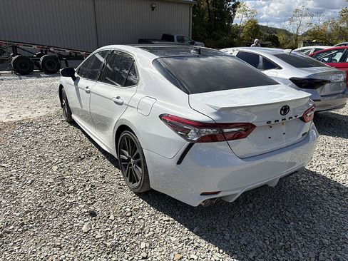 Used 2022 Toyota Camry XSE image 2