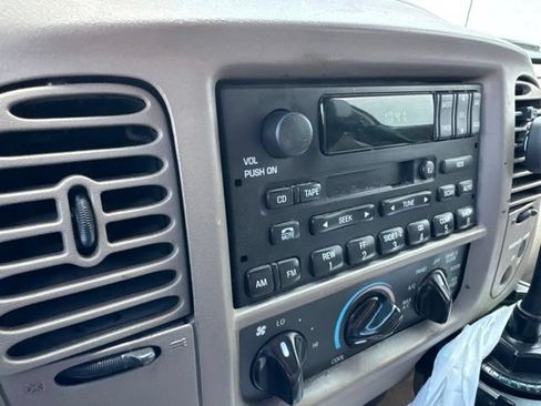 Used 2002 Ford F150 XL RWD image 8